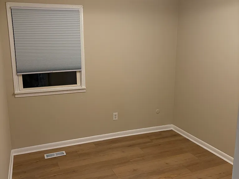 418 Burr Oak Ct — Photo 8