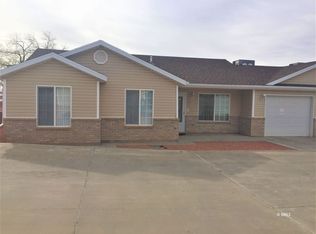 170 S 200 W, Kanab, UT 84741