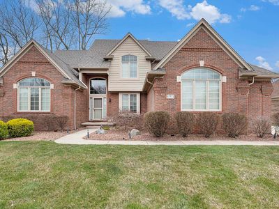 57773 Apple Creek Dr, Washington, MI, 48094