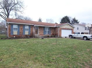 5858 Fairdale Dr, Fairfield, OH 45014