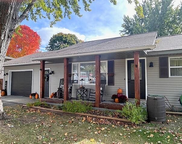 1st image of 192 Parker Ave