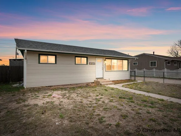 229 S House Ave, Cheyenne, WY 82007