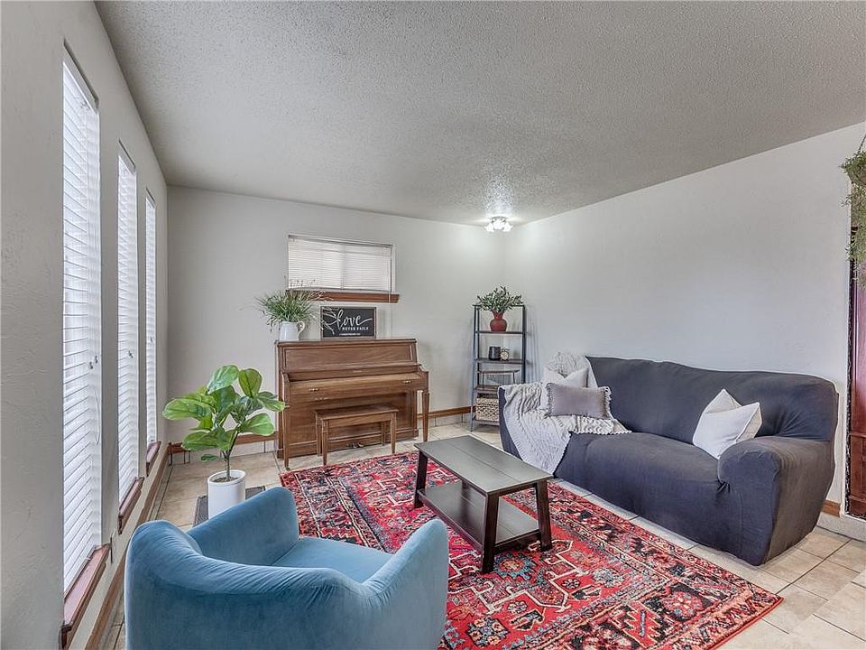 1st image of 339 W Elder Dr