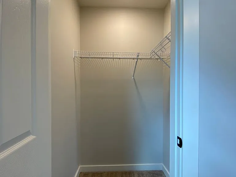 6228 Burbank Crossing Loop — Photo 45