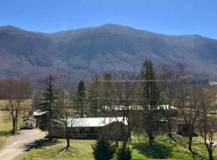 5252 Powell Valley Rd, Big Stone Gap, VA 24219