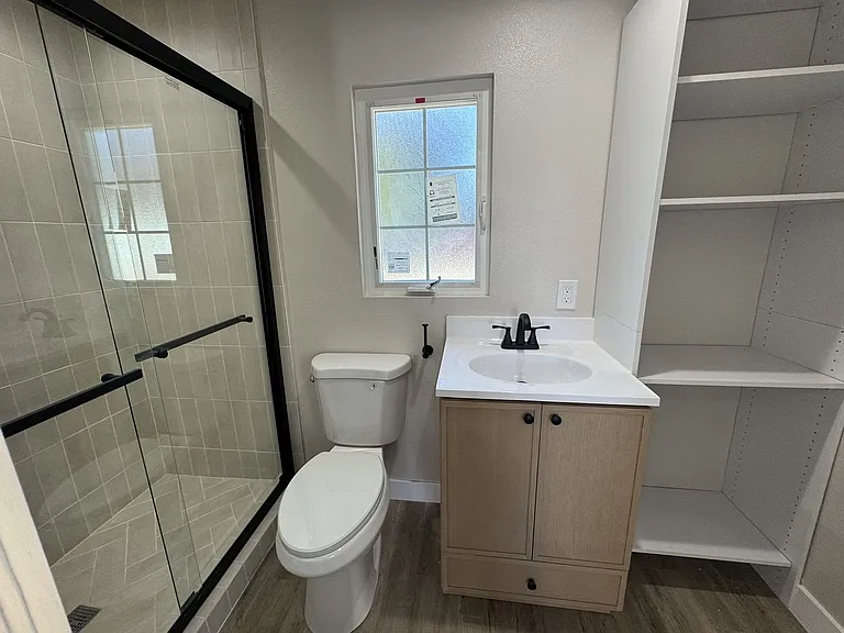 814 E Erna Ave — Photo 11