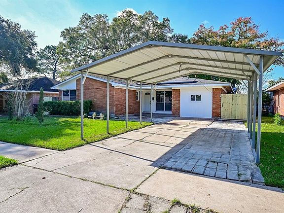 3rd image of 10622 Seaford Dr