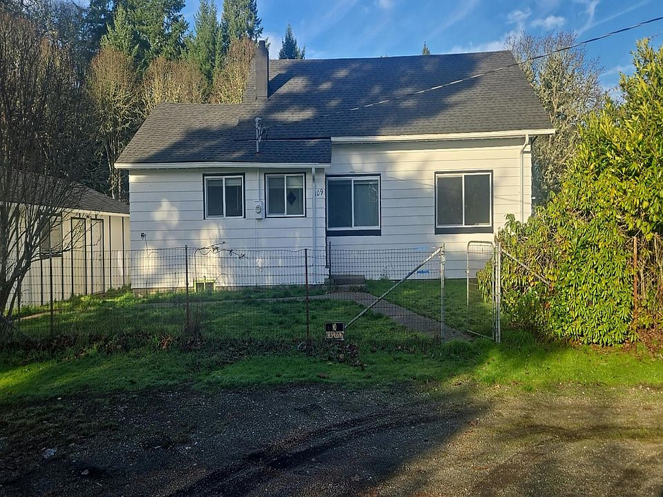 1st image of 509 Rochester St W