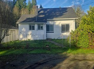 509 Rochester St W, Rainier, WA 98576