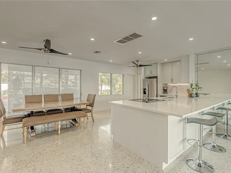 2717 Yacht Club Blvd #6E — Photo 9