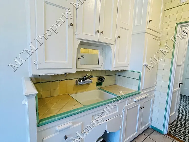 640 S Detroit St — Photo 5