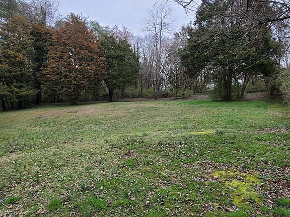 5th image of 1316 Whittbier Dr