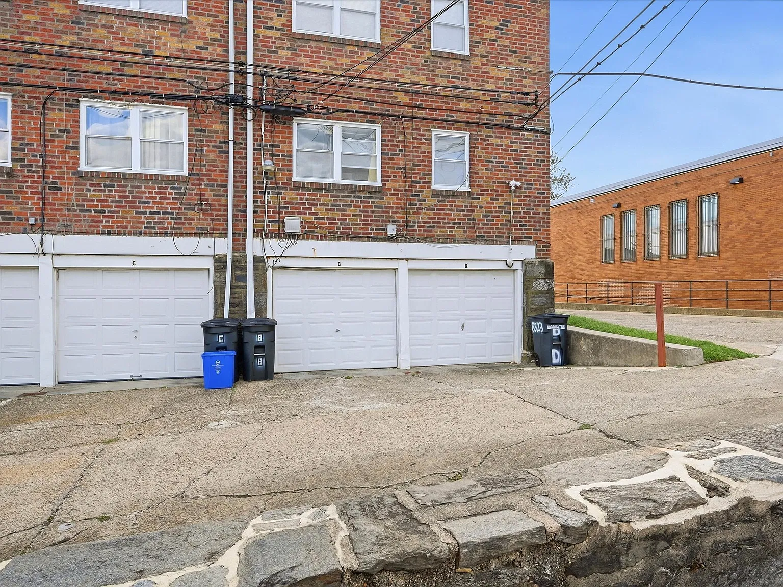 2 bed, $1,850 — Photo 3