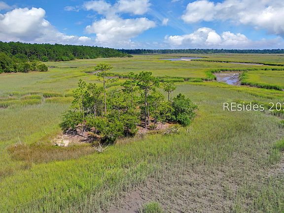 5th image of Bolan Hall Rd