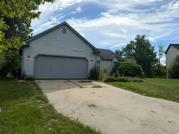 2920 Riverside Ct, Waterford, MI 48329