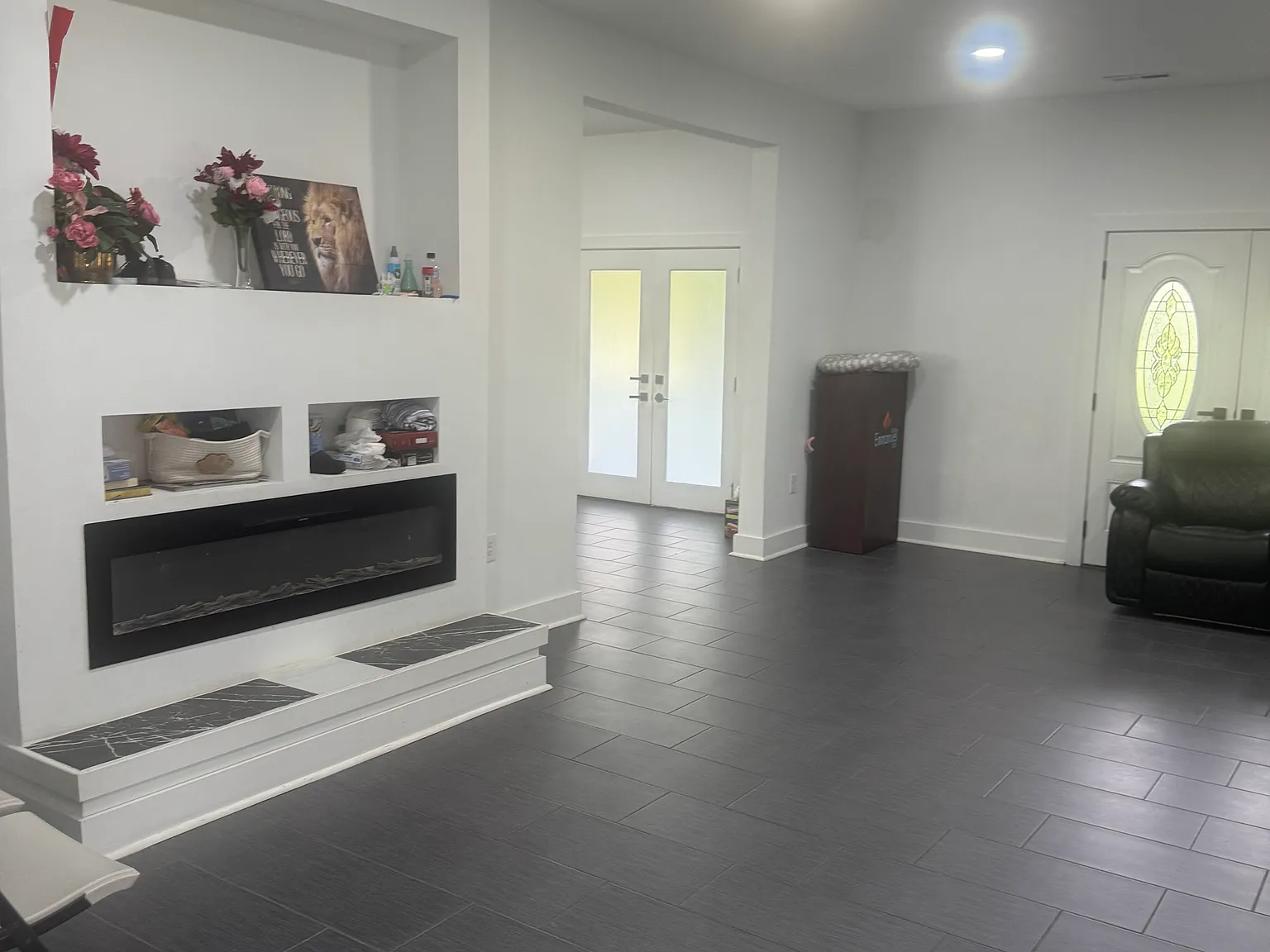 4 bed, 2673 sqft, $3,600 — Photo 3