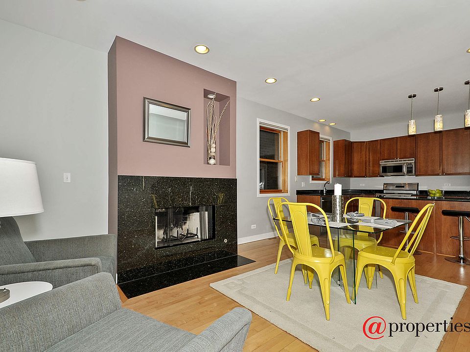 Kitchen / Living Room