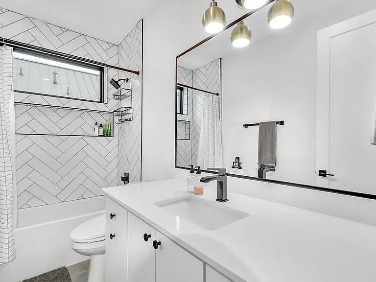 1710 Nash Ave — Photo 32