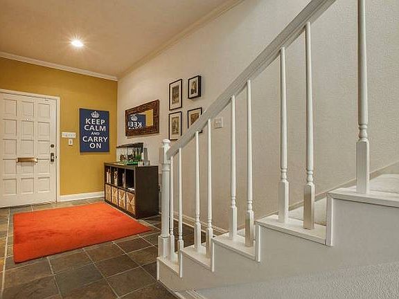 3rd image of 5417 N New Braunfels Ave
