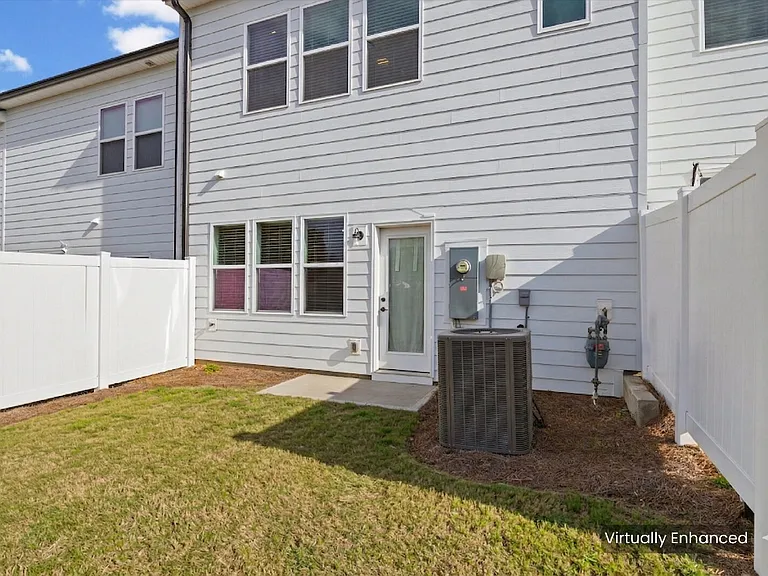217 Brooks Springs Dr — Photo 36