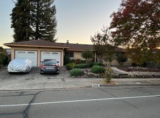 2250 Vallejo St, Santa Rosa, CA 95404