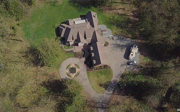 2nd image of 5701 233rd Ave E