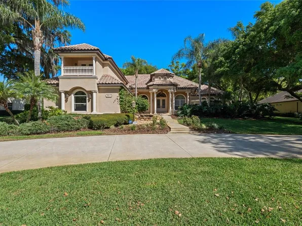 3841 Oak Pointe Dr, Lady Lake, FL 32159
