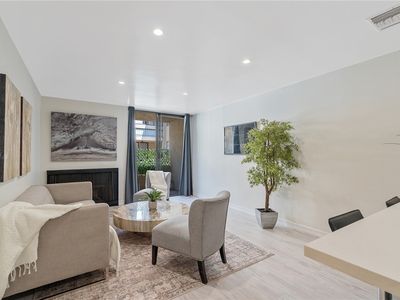 740 N Kings Rd APT 225, Los Angeles, CA, 90069