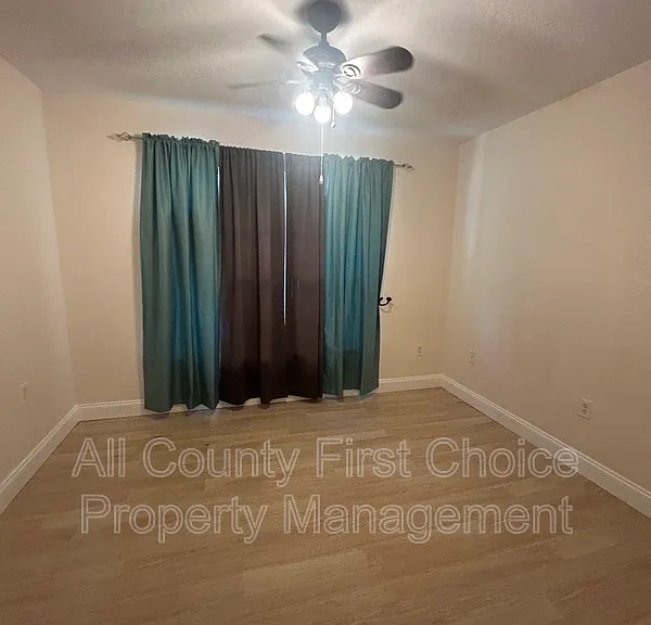 313 Bay Pl — Photo 11