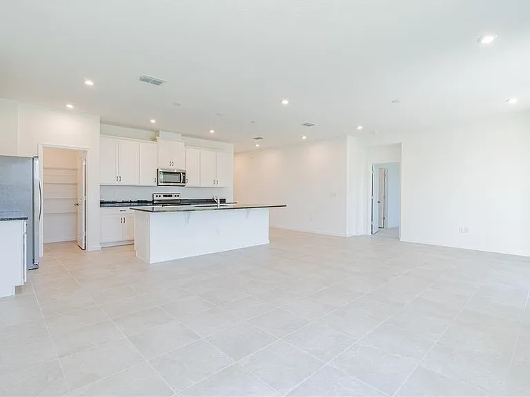 9067 Coral Cpe — Photo 6