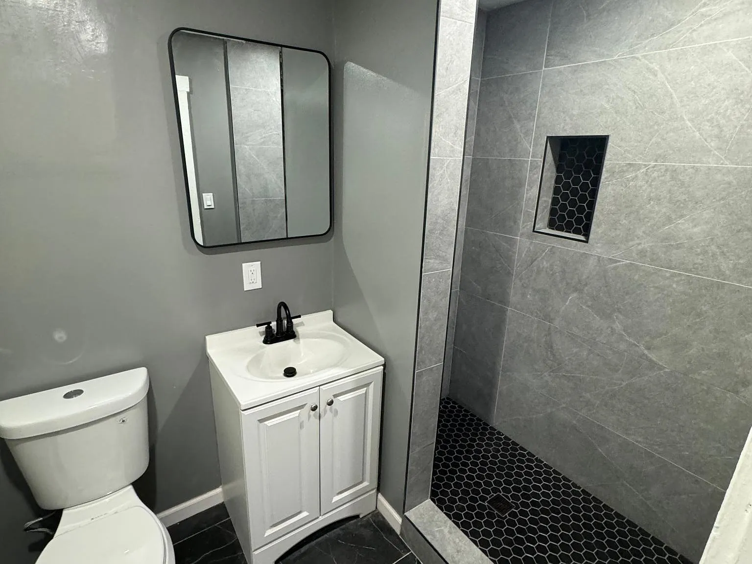 3 bed, $2,700 — Photo 3