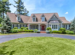 106 Blackstone Ct, Flat Rock, NC 28731