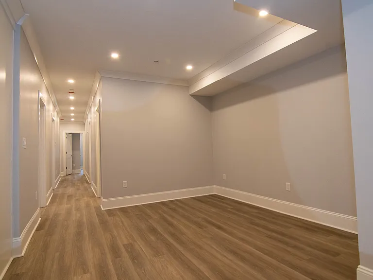 80 N Beacon St #6 — Photo 8