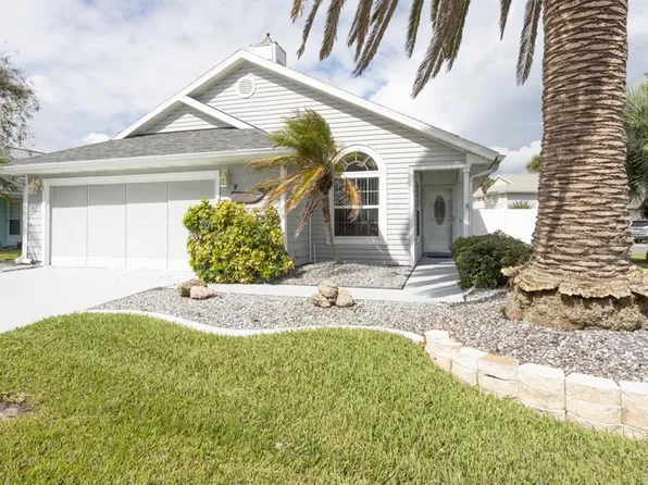 7 Nantucket Ter, Palm Coast, FL 32137