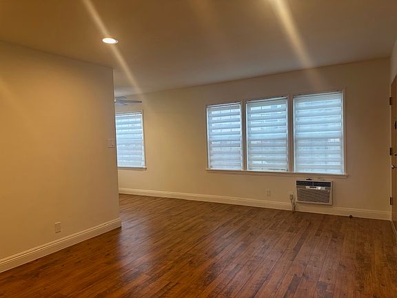 2nd image of 356 Merrill Ave #356