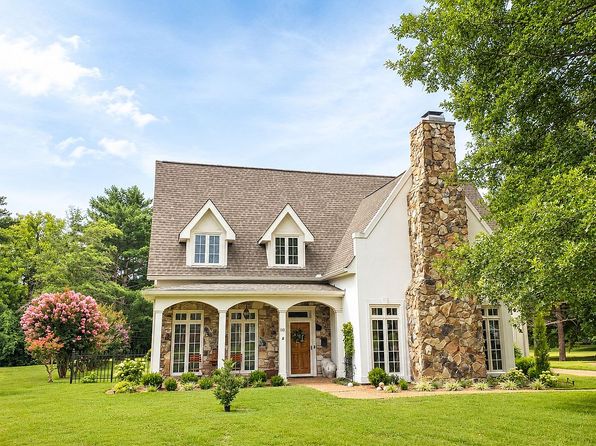 110 Pebble View Dr