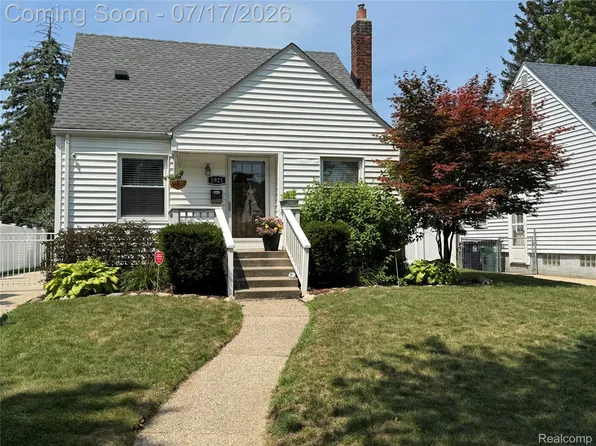1921 N Connecticut Ave, Royal Oak, MI 48073