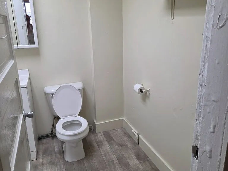 319 View Ave — Photo 10