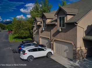 1802 Honeysuckle Loop, Driggs, ID 83422