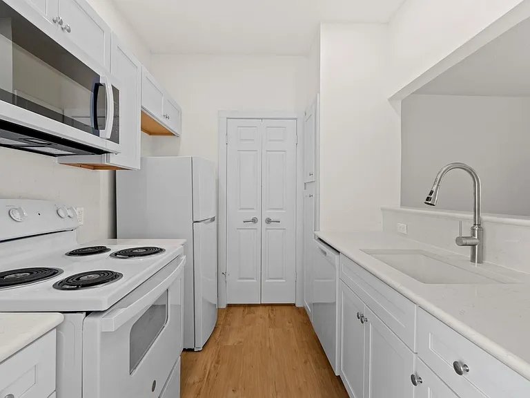 3001 Cedar St #A-214 — Photo 11