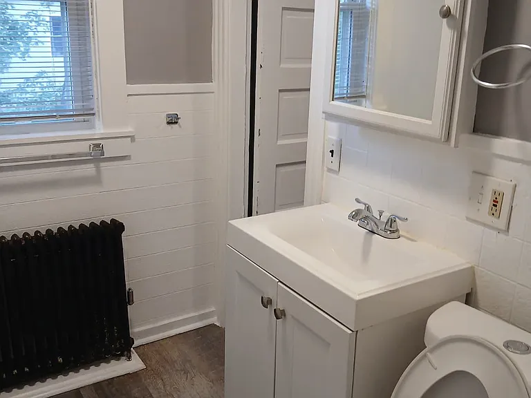 151R S Main St #2 — Photo 32
