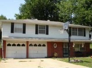 3529 NE Parvin Rd, Kansas City, MO 64117