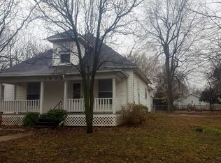 1832 W Lee St, Springfield, MO 65803