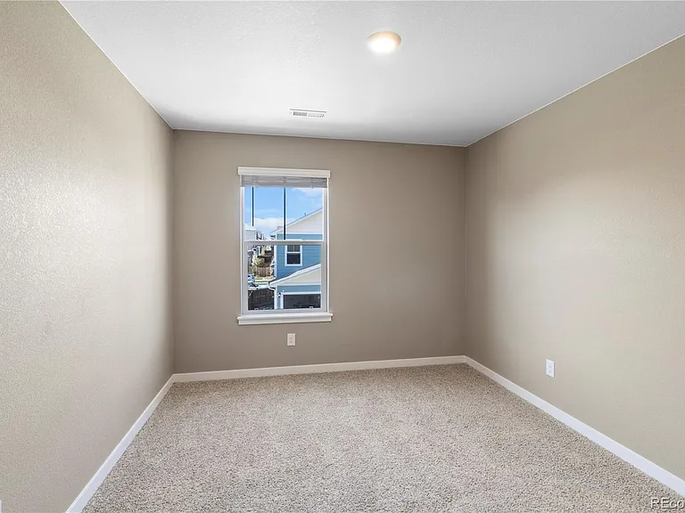 827 N Quatar St — Photo 22