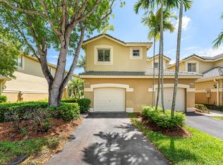 2482 Cordoba Bnd, Fort Lauderdale, FL 33327