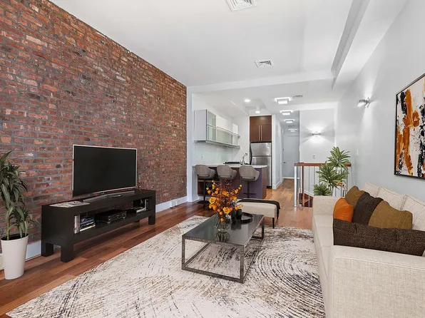 830 Halsey St APT 1R, Brooklyn, NY 11233