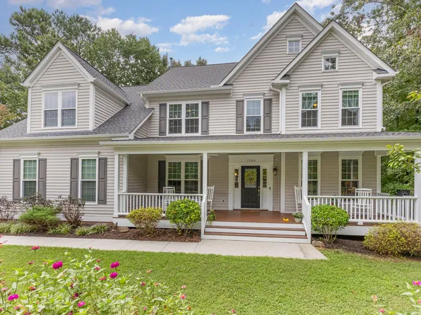 1206 Fairfax Woods Dr, Apex, NC 27502