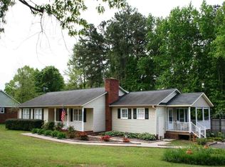 313 Sloping Meadow Dr, Inman, SC 29349