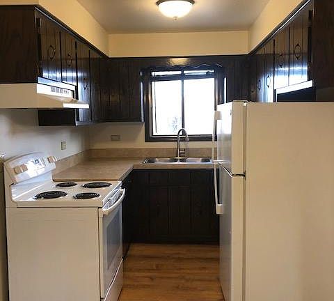 5th image of 9813 S Nottingham Ave APT 3D