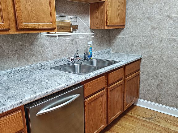 3rd image of 8423 W 99th Ter APT 215